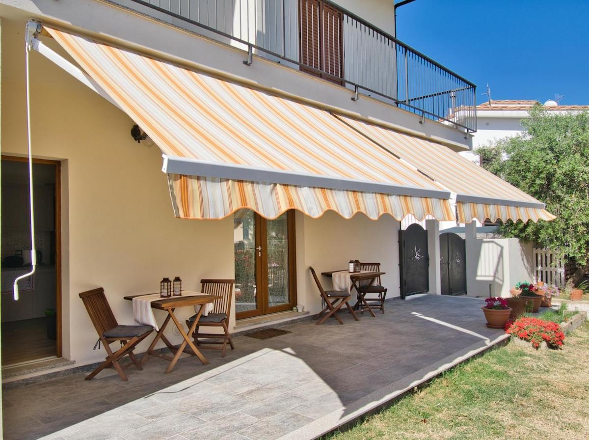Hotel Dommu Livia à Lotzorai Extérieur photo